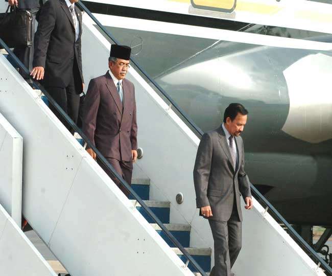 Brunei Sultan, Hansal Bolkiyah, Jambo Jet, ASEAN Summit, PM Modi