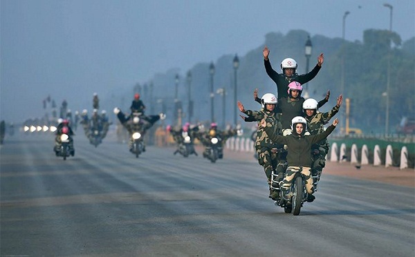 Republic Day, Sema Bhawani, BSF , Rajpath, Bike Stunt
