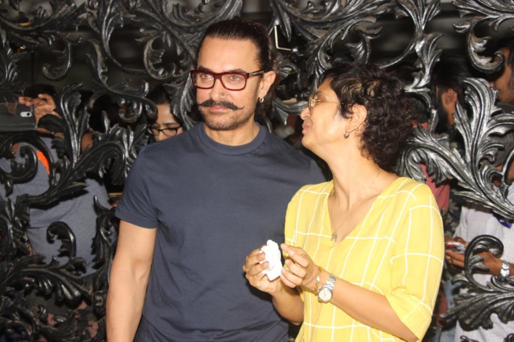 Bollywood Actor,Aamir Khan,kiss Wife Kiran Rao,Birthday Party