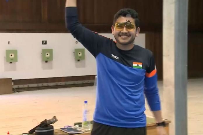 Shooter Anish wins CWG gold