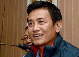 Footballer Baichung Bhutia, Hamro Sikkim Party, West Bengal, Trinamool Congress