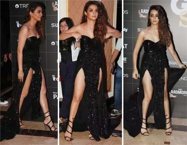 Bollywood Actress,Surveen Chawla,GQ Style Awards,Adjust Dress