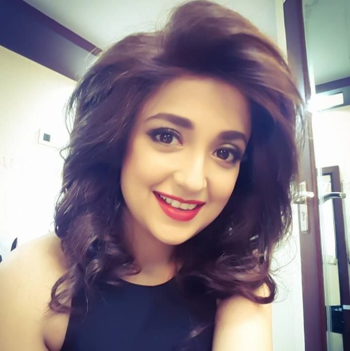 Monali_Thakur