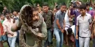 Python, Sanjay Dutta, Selfie, Video Viral