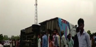 Mainpuri, tourist bus, death, injured, hospital ,police, dead bodies