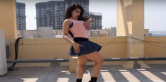 Girl-dance-on-Honey-Singh-song-Chhote-Chhote-Peg-video-Viral-on-social-media--