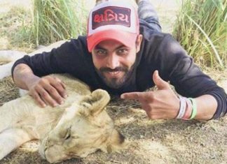 Jadeja Having fun in South Africa, India Vs South Africa, Selfie With Lion