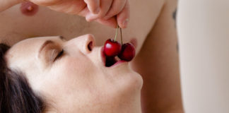 Tantra-Massage-Training-cherries