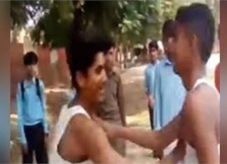 Student dies, Slap Fight Game, Pak, Lahore, Face Slapping